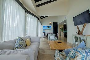 Diamante Beachfront Suites
