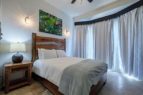 Diamante Beachfront Suites