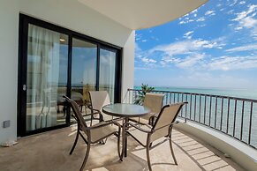 Diamante Beachfront Suites
