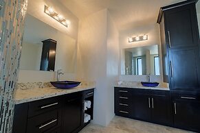 Diamante Beachfront Suites