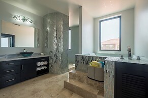 Diamante Beachfront Suites
