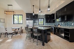 Diamante Beachfront Suites