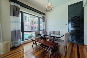 Diamante Beachfront Suites