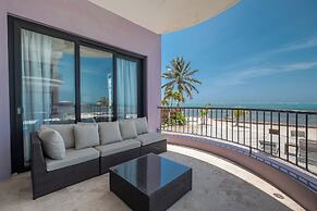 Diamante Beachfront Suites