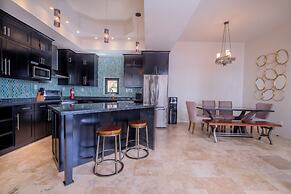 Diamante Beachfront Suites