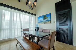 Diamante Beachfront Suites