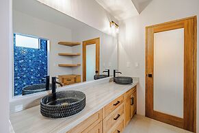 Diamante Beachfront Suites