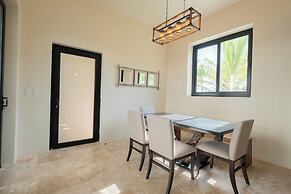 Diamante Beachfront Suites
