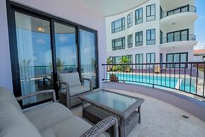 Diamante Beachfront Suites