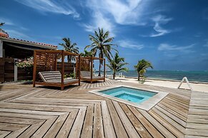 Diamante Beachfront Suites