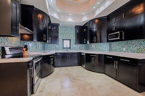 Diamante Beachfront Suites