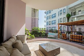 Diamante Beachfront Suites