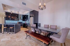 Diamante Beachfront Suites