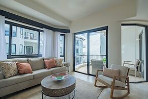 Diamante Beachfront Suites