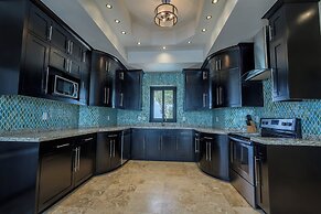 Diamante Beachfront Suites