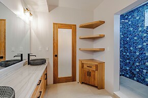 Diamante Beachfront Suites