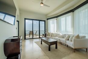 Diamante Beachfront Suites