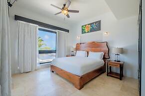 Diamante Beachfront Suites