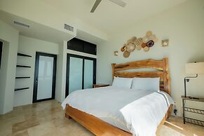 Diamante Beachfront Suites