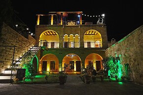 Kayra Cave Suites