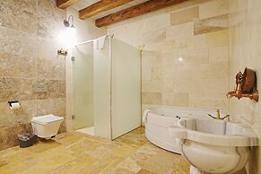 Kayra Cave Suites