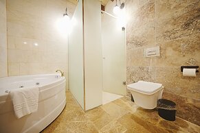 Kayra Cave Suites