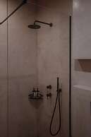 Amal Kythnos Suites