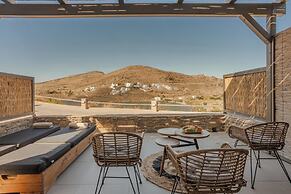 Amal Kythnos Suites