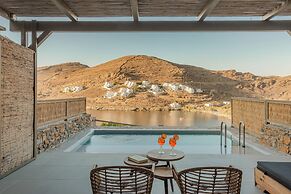 Amal Kythnos Suites