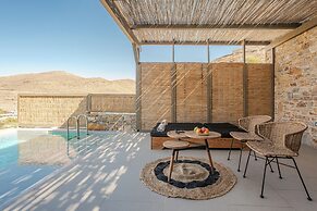 Amal Kythnos Suites