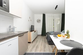 Elisabeth Downtown Apartments by FirstHost
