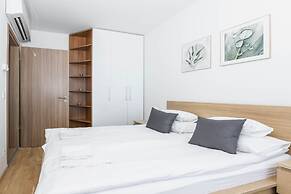 Elisabeth Downtown Apartments by FirstHost