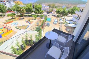 Blue Eye Hotel