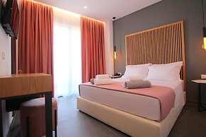 Blue Eye Hotel
