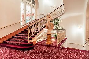 Hotel Radium Palace