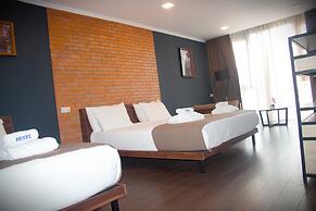 Bricks Hotel