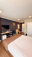 Bricks Hotel