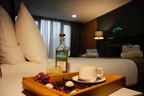 Bricks Hotel