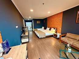 Bricks Hotel