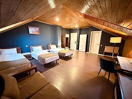 Bricks Hotel