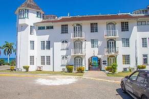 Malibu ocean View Studio