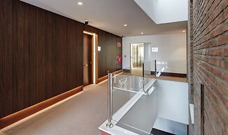 Sercotel Granada Suites