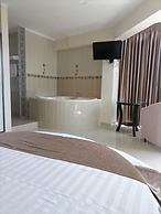 Joneya Hotel