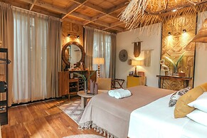 awā Beachfront Hotel