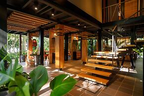 awā Beachfront Hotel