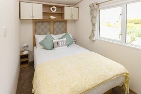 Whitecliff Bay Holiday Park