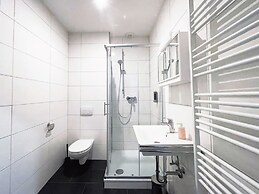 Hochwertige Studios für Monteure