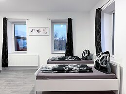 Hochwertige Studios für Monteure