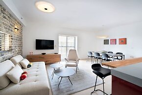 Bright and Clean Rothchild Quarter
