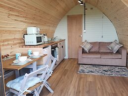 Cozy Cabin Retreat in Halkirk
